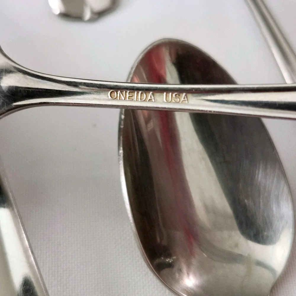 12 pc Oneida GALA IMPULSE Glossy Stainless 5 Soup Spoons 7 Teaspoons Replacement